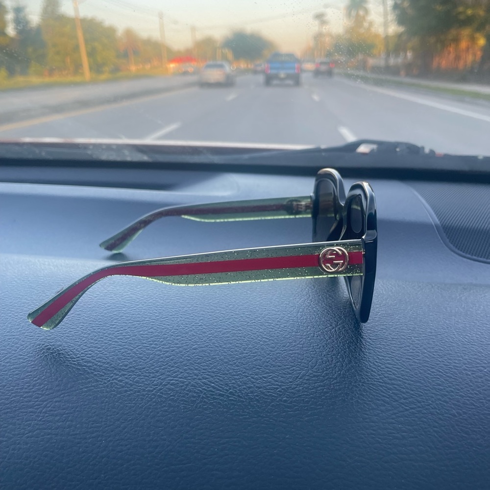 Gucci sunglasses
